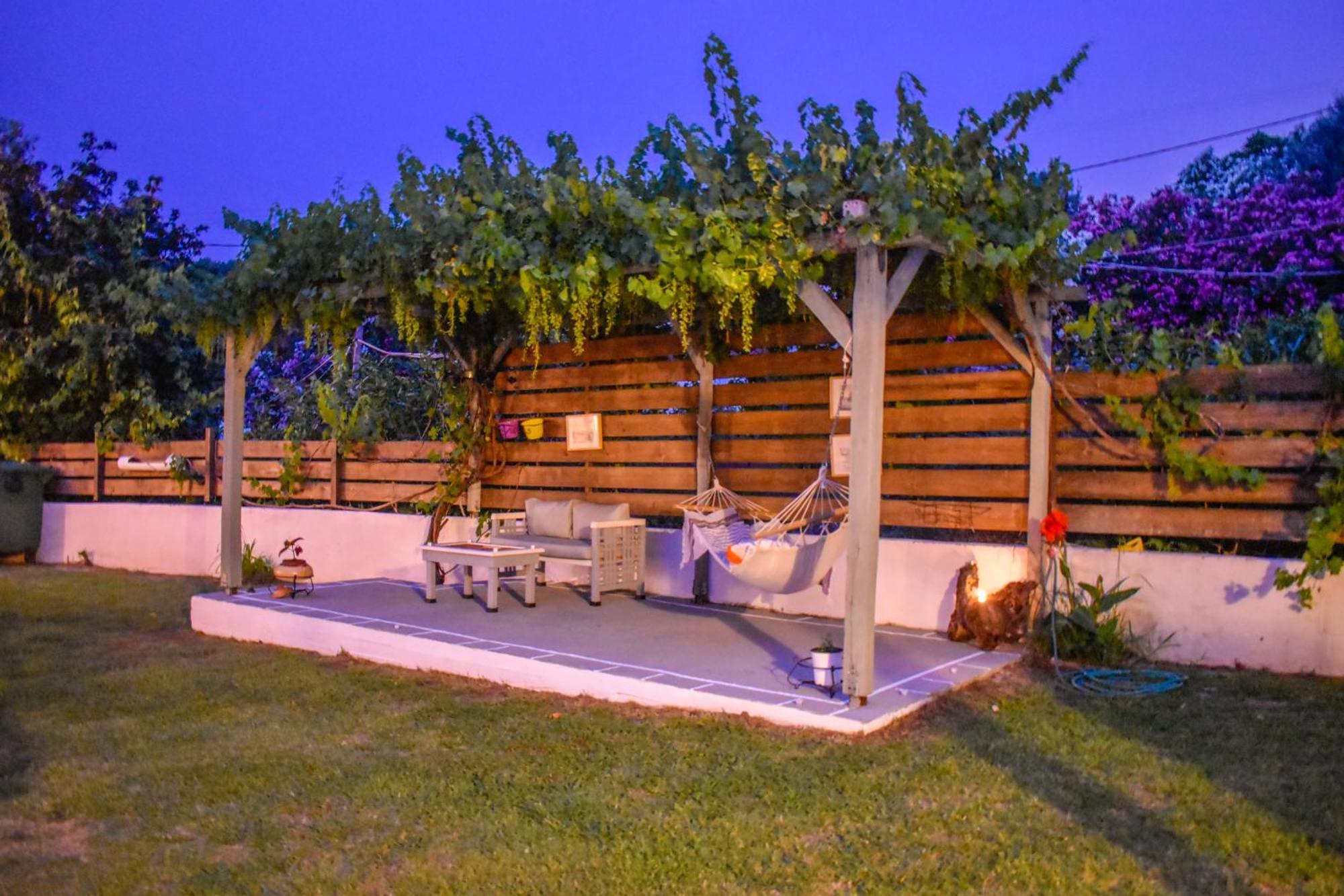 ترولو Villa Rosa المظهر الخارجي الصورة